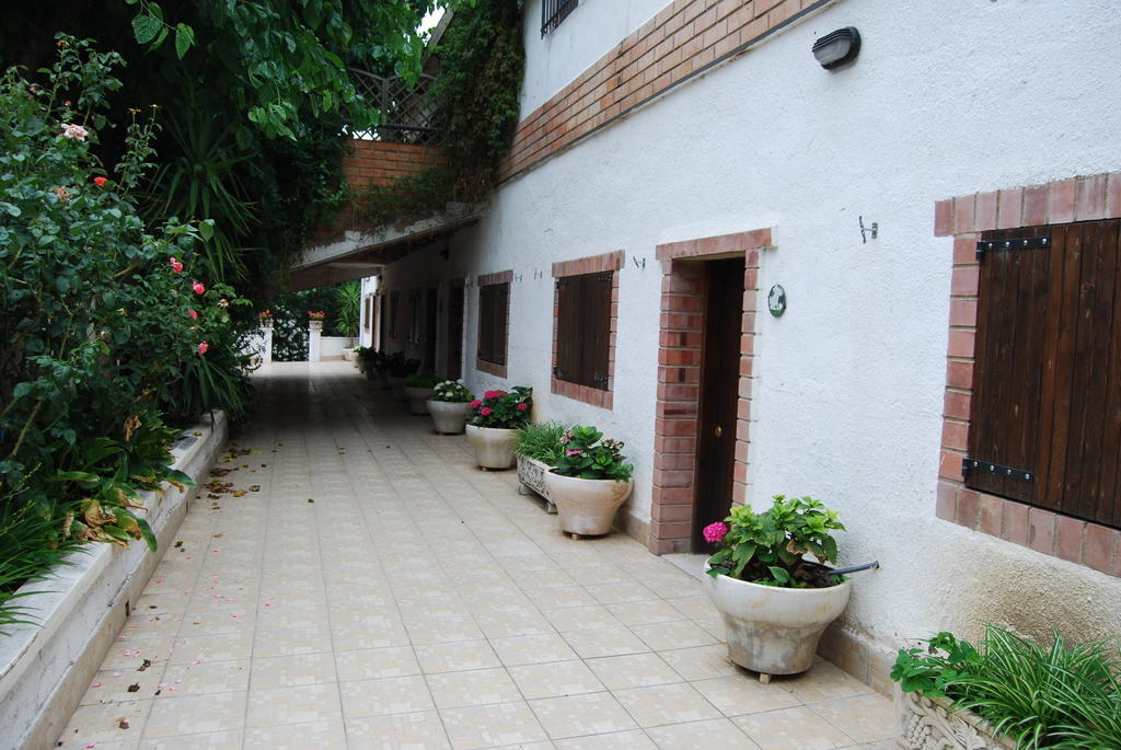 Apartamentos Les Moreres Duesaigues Eksteriør billede